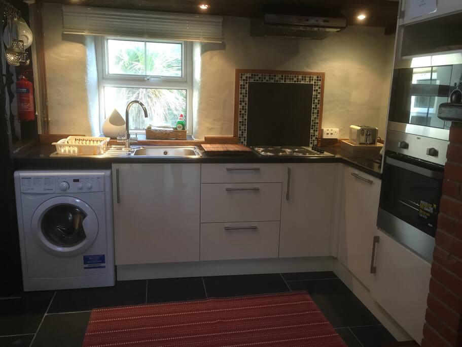 Fully fitted out Kitchen