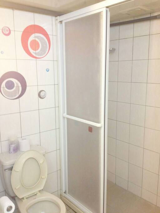share bathroom