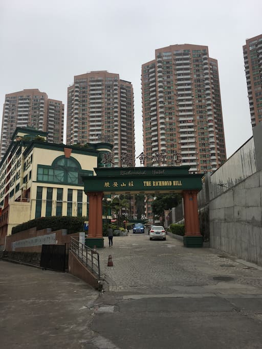小区大门