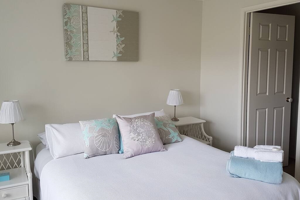 There is an ensuite off the bedroom