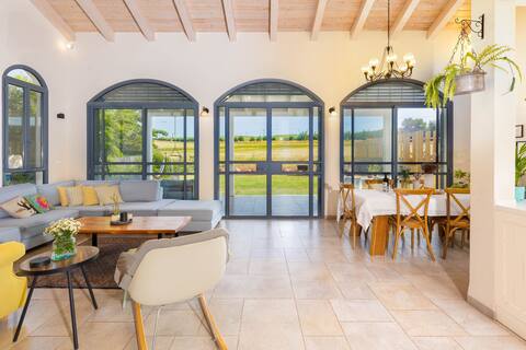 Villa in Moshav