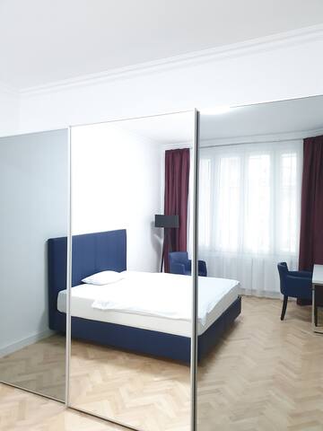 95m2 Wohnung vis a vis Hundertwasserhaus gallery image 5