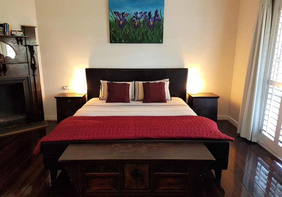 Master Bedroom for one bedroom booking