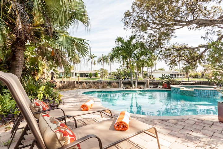 Florida Tropical Retreat. Waterfront and Pool Home