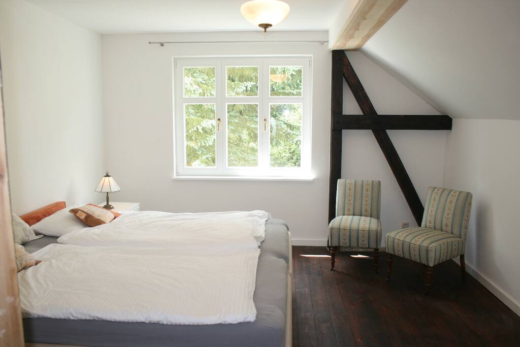 1. Schlafzimmer mit Doppelbett
