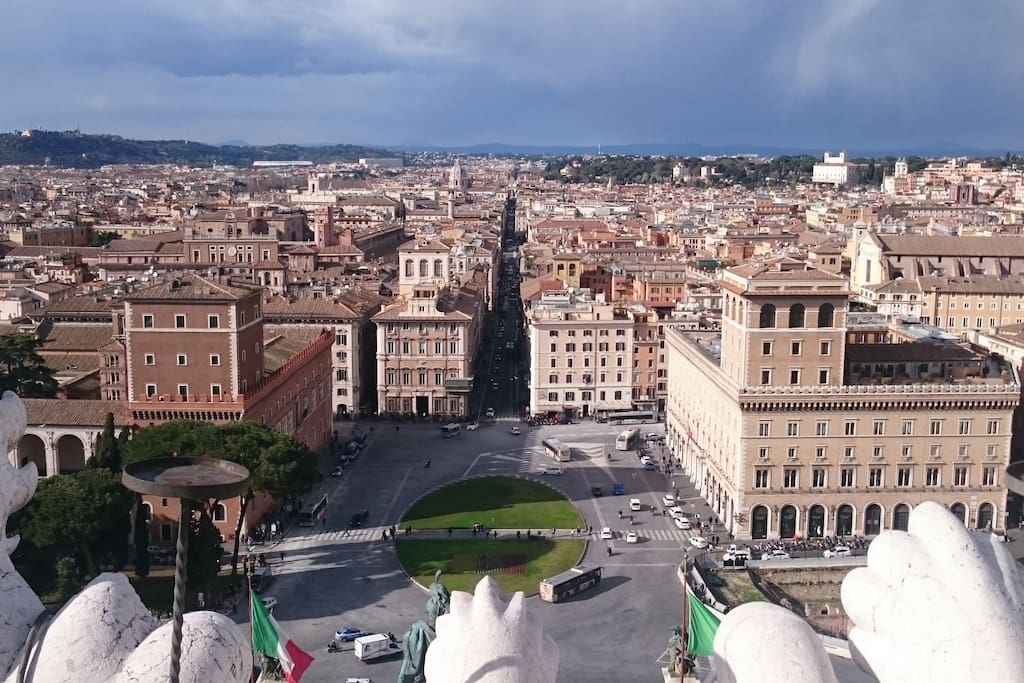 Rome and Venezia Square from Terazza delle Quadrighe, Venezia Square ! The Nothern side of Rome.