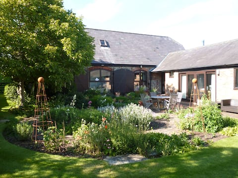 The Granary Barn Conversion Sussex Countryside