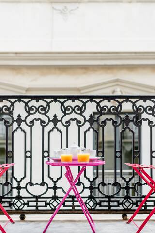 HOME IN VALENCIA AT PLAZA DE LA REINA-CATEDRAL gallery image 5