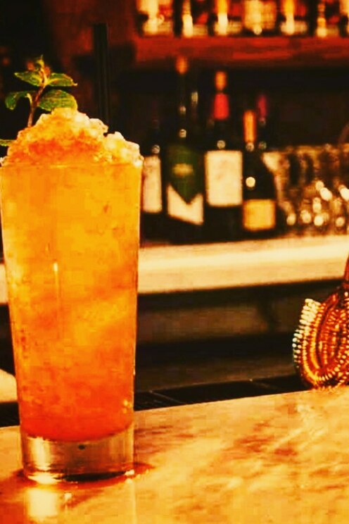 experience.pdp.photo_grid.default_photo_button_alt_text