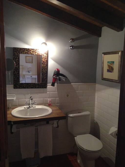 Baño completo privado