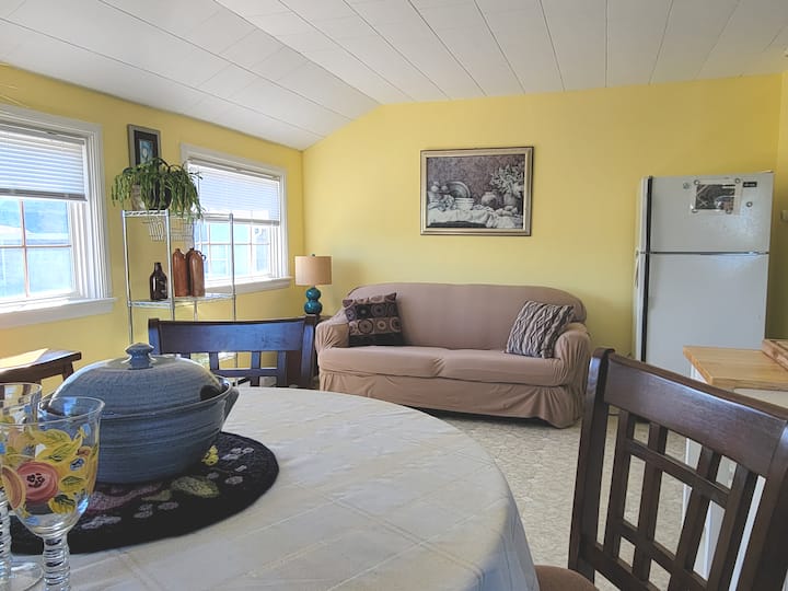 Chebogue Riverside Guesthouse - Yarmouth