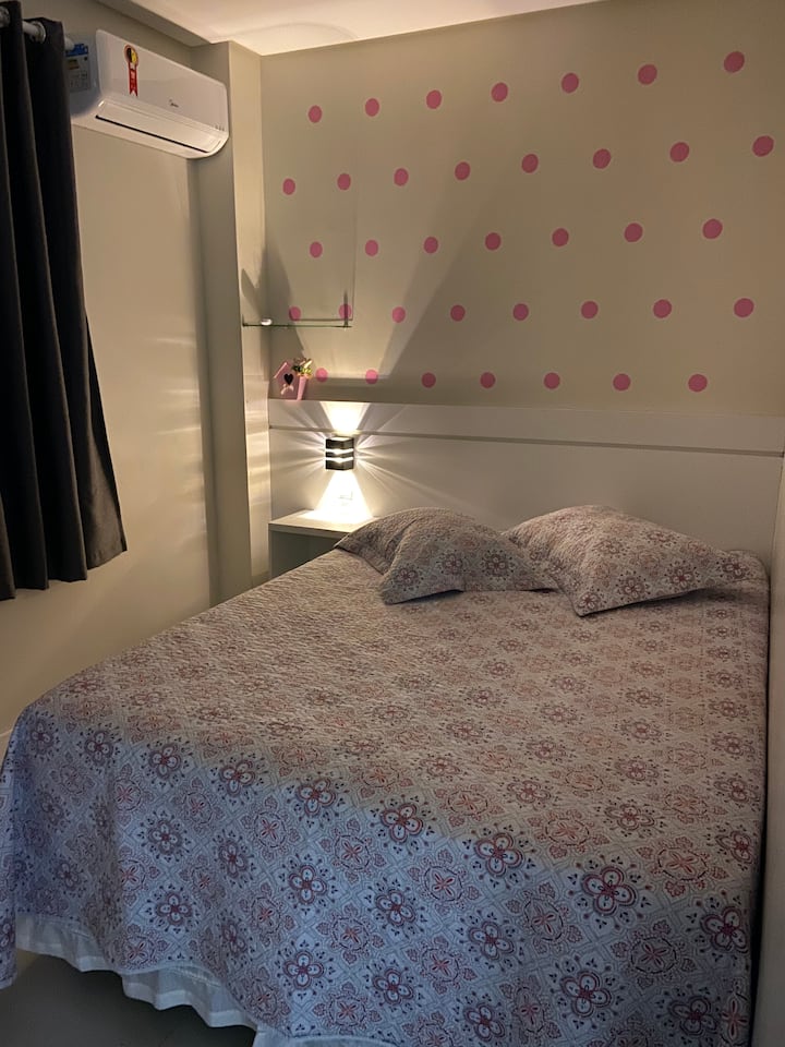 Terme på fjerde sal med bondegårdsseng og aircondition