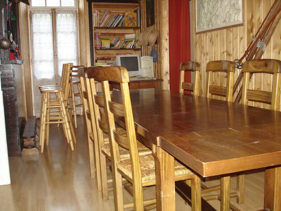 Salle a manger + bar
