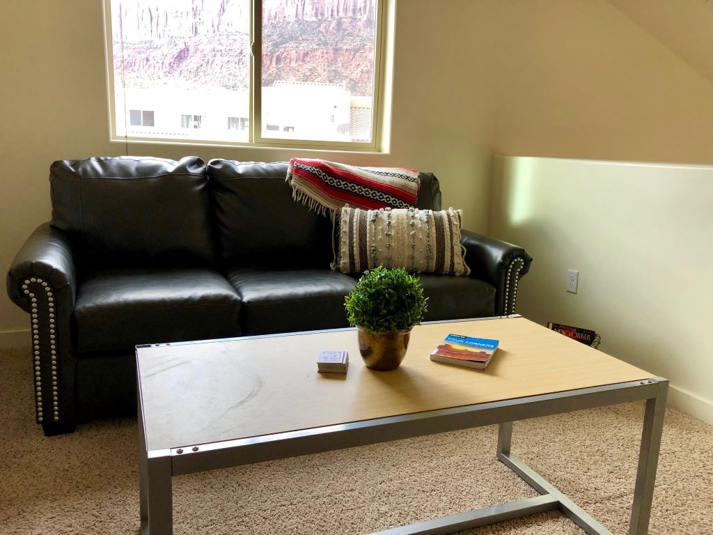 شقة علوية، غرفة نوم رابعة اختيارية مع سرير أريكة مطوي بحجم كوين وسرير نهاري مزدوج