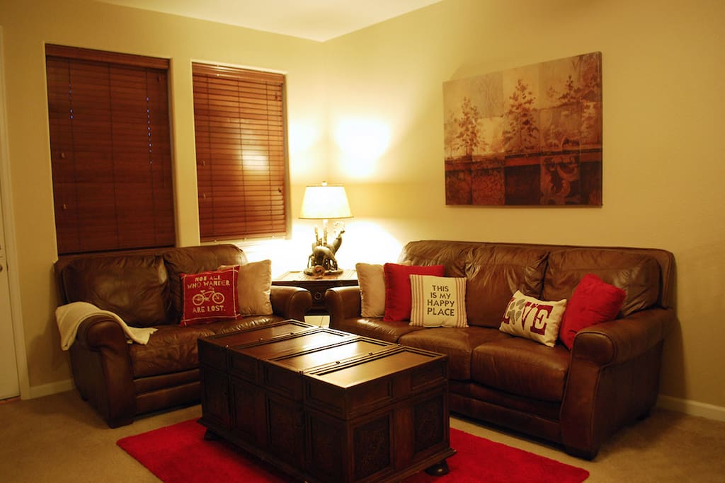 Cozy living room to relax and enjoy your evening.
