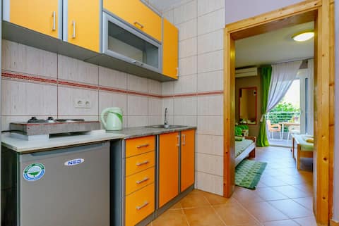 Top performing Airbnb: WILD BEAUTY App. Vuk 1 . Sutomore in Staro Sutomore