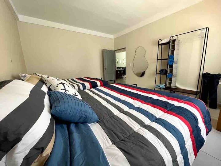 Dhoma 3
2 krevate dopio "Queen"