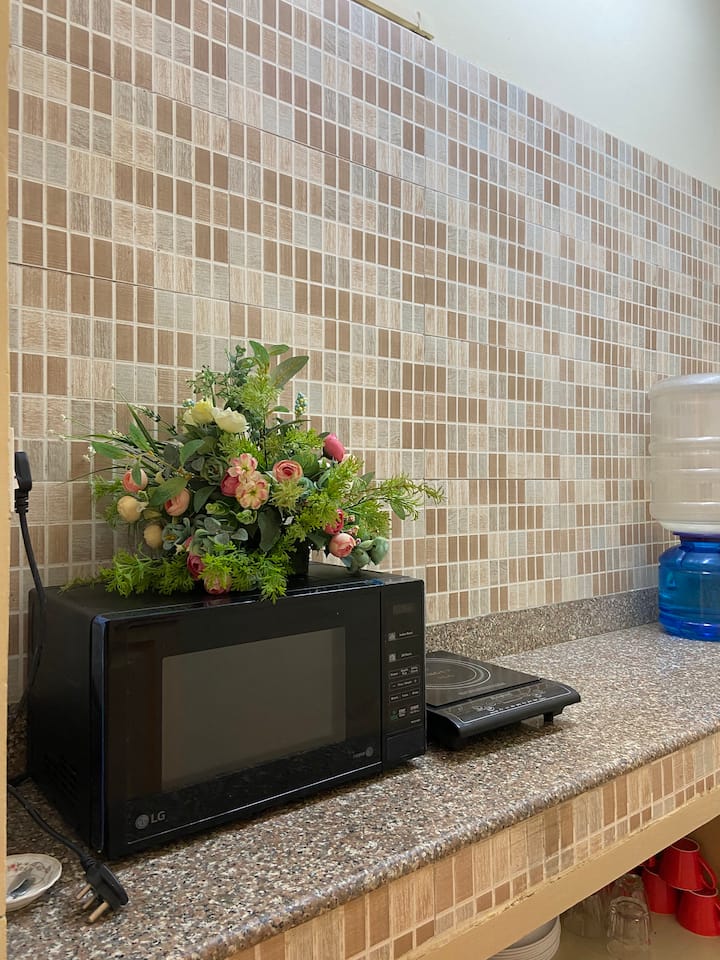 Well Furnished 2 Bhk Private Apartment - 실롱