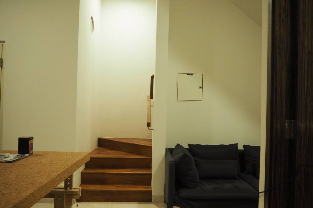 Stairs to the queen bed