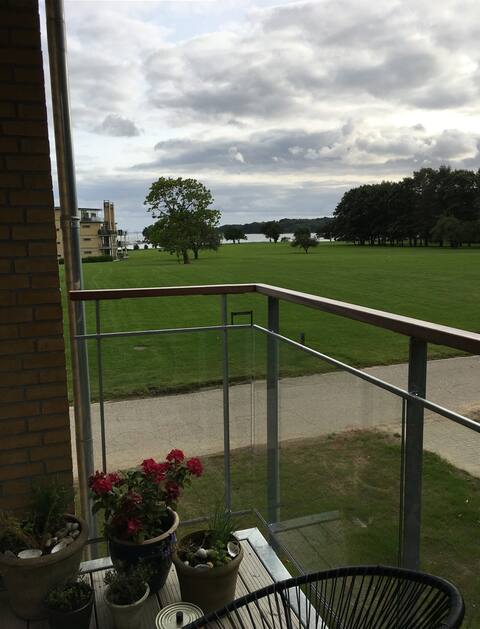 Cozy 3 bedroom flat, seaview, balcony