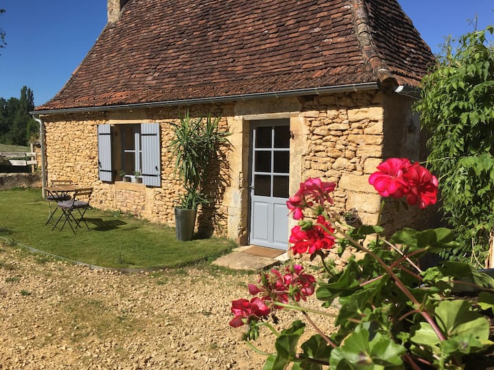 ห้อง "Le Four à Pain ": รักษาความใกล้ชิดไว้นอกเหนือจากบ้านของเรา สิ่งอำนวยความสะดวกด้านสุขอนามัย: ห้องสุขาห้องน้ำพร้อมอ่างอาบน้ำและฝักบัวอาบน้ำส่วนตัวในห้องของคุณ 