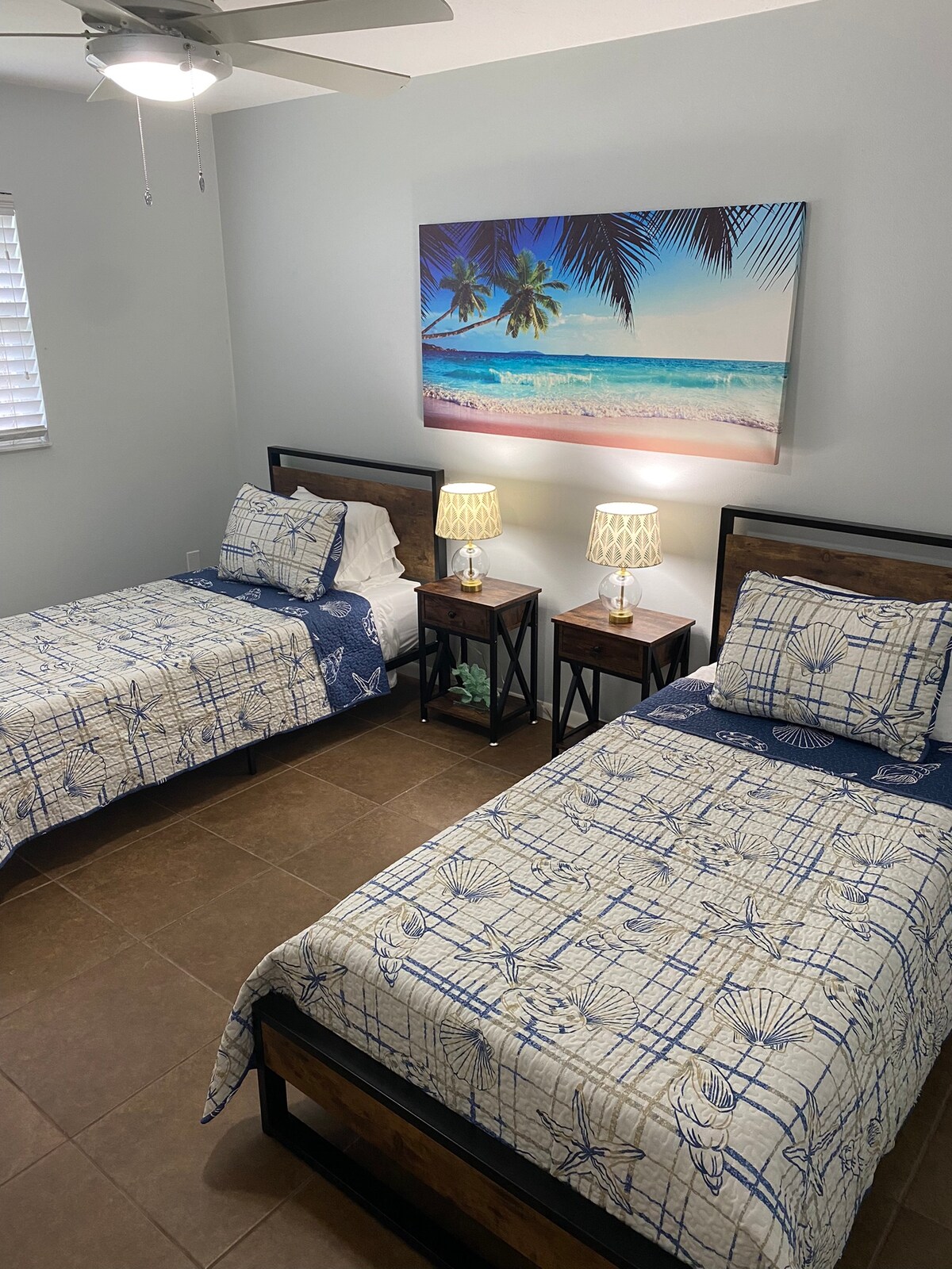 ห้องพักพร้อมเตียงแฝด 2 หลัง 