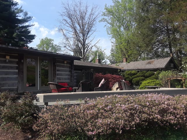 Harrods Creek Lodge