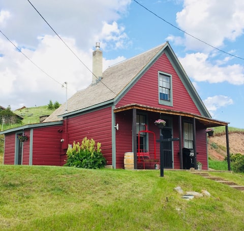 The Historic Harding House in Virginia City
