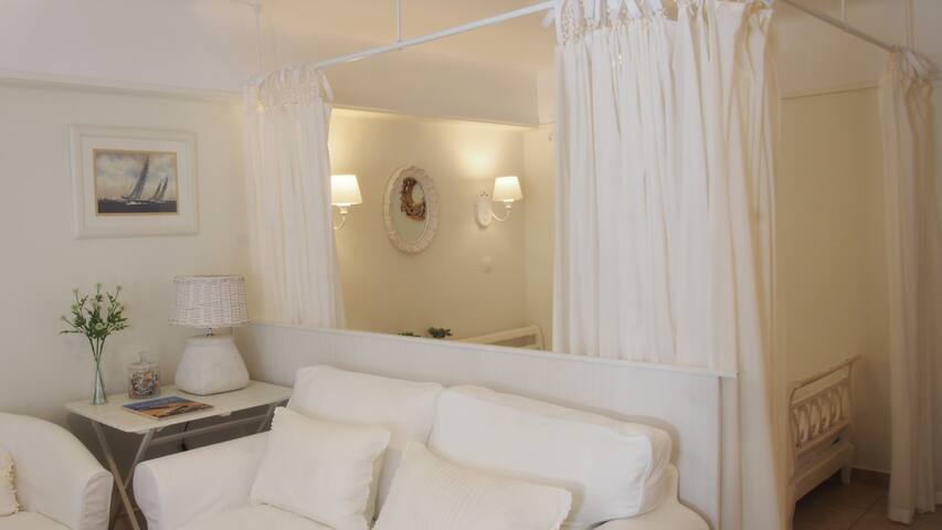 Jasmine Two Bedroom Suite / KRH gallery image 3