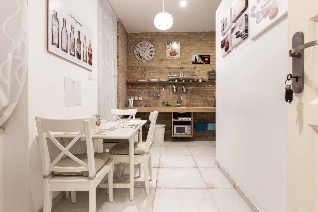 dinning area with kitchen corner