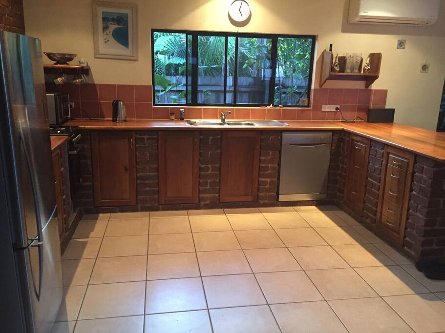 Well equipped kitchen