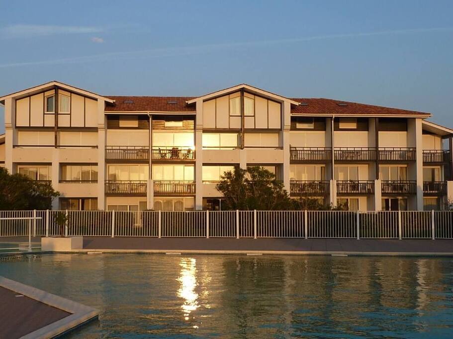 résidence avec piscine