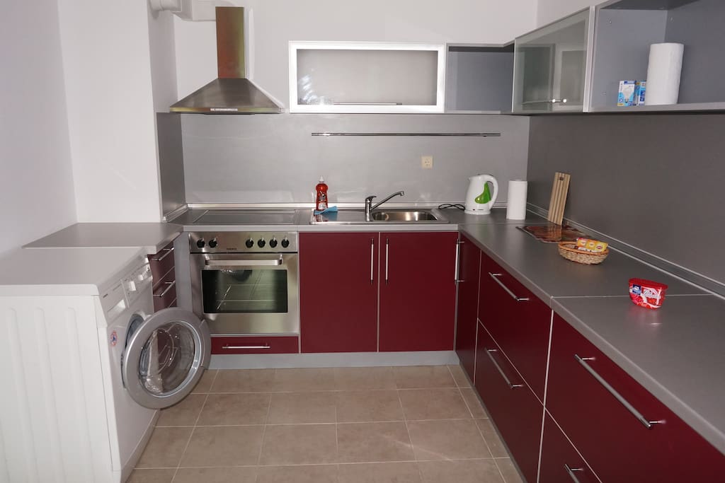 Fully equipped kitchen