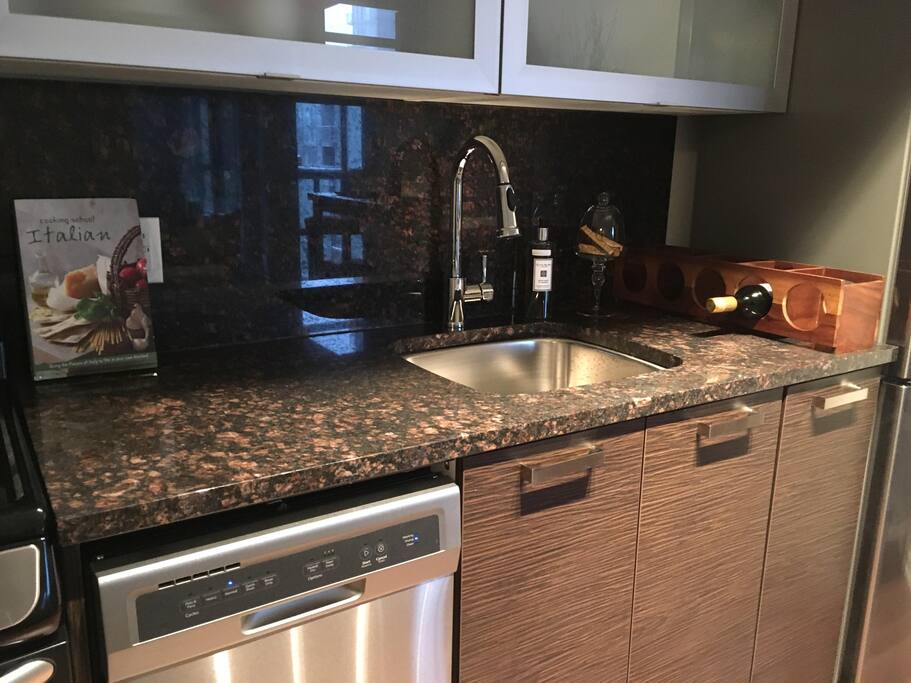 Fully equipped kitchen with all the conveniences of home