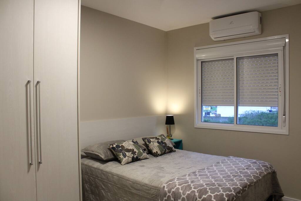 Quarto casal.