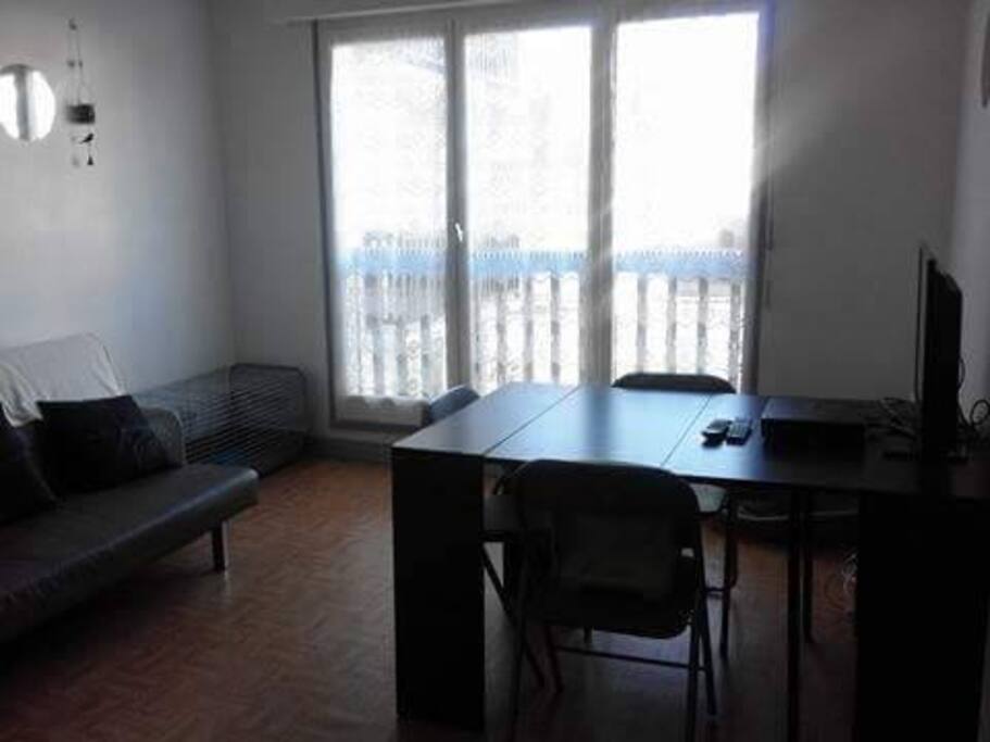 Séjour avec table extensible jusque 10 personnes