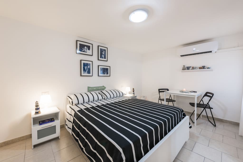 Camera da letto /
Bedroom