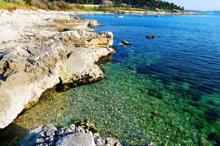 App Sea, 70m from beach