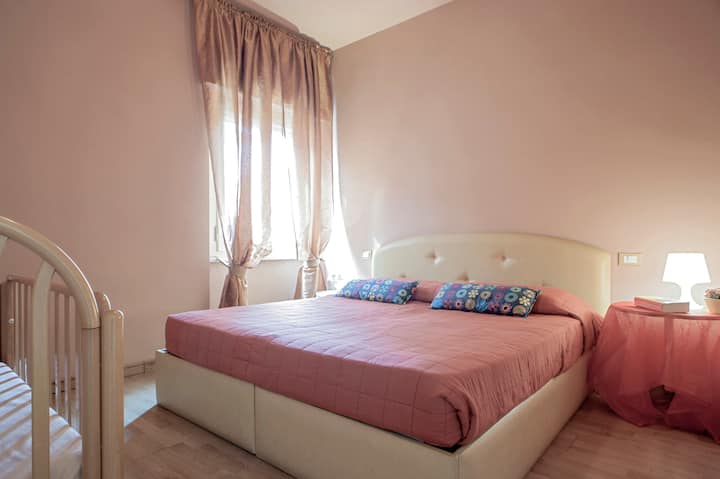 חדר שינה זוגי בקומת הקרקע