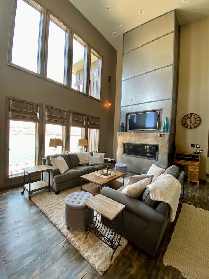 5 Best Vacation Rentals With Private Pool In Chelan, Washington