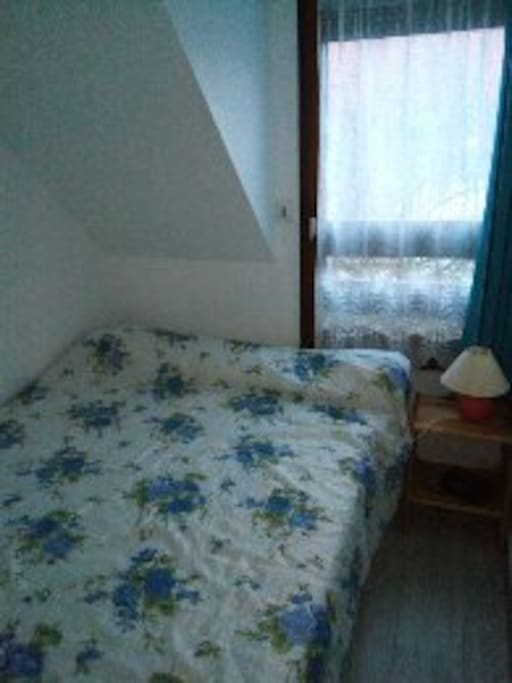 chambre 2 avec rideaux occultant