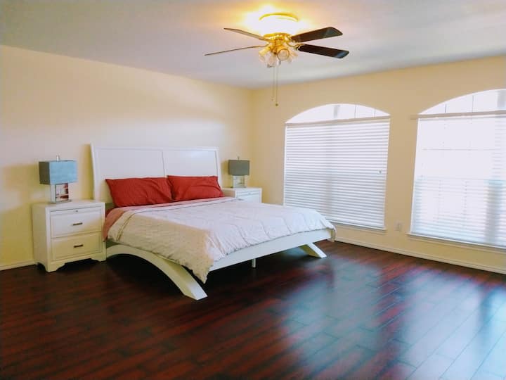 غرفة النوم 2