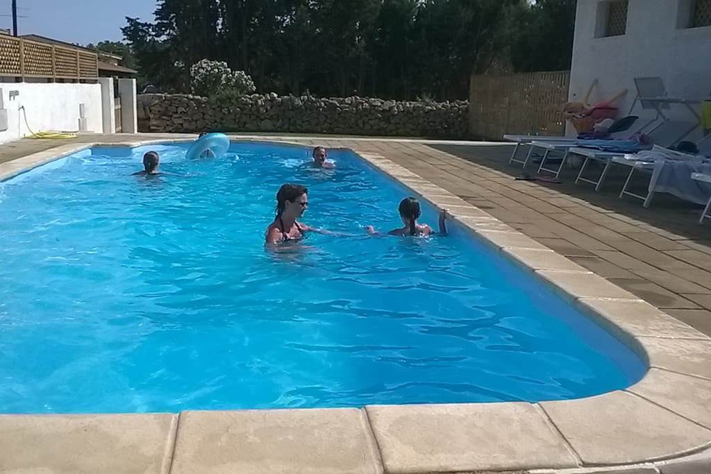 DIVERTIMENTO N PISCINA