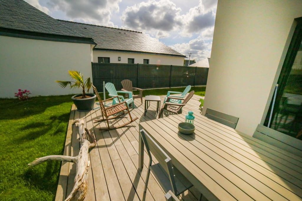 Terrasse de 50m² en bois exotique