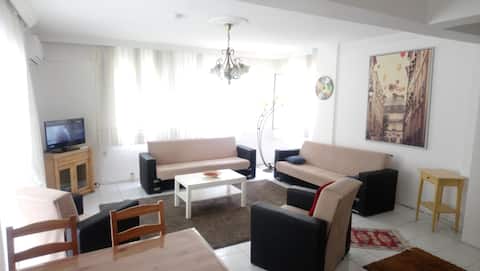 Cesme Near the Marina 3+1 Full Flat