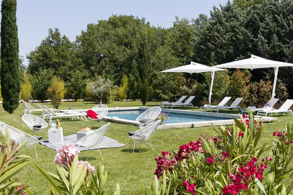 Luxury outdoor furnitures