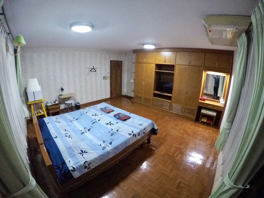 Comfy double bed with all facilities.