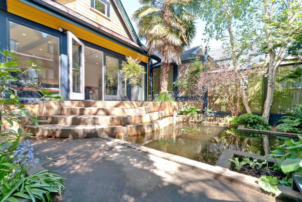 Bright Modern Coach House Apartments for Rent in Vancouver