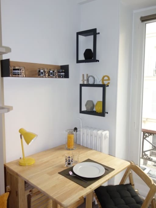 LUMINEUX MONTPARNASSE STUDIO