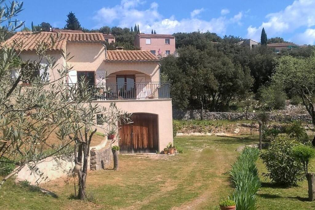 Vue générale de la maison.